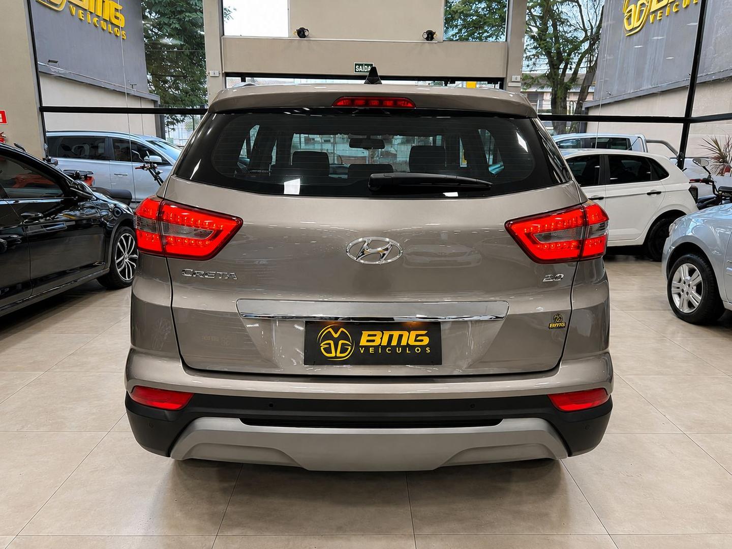 HYUNDAI CRETA PRESTIGE 2.0 - foto 6