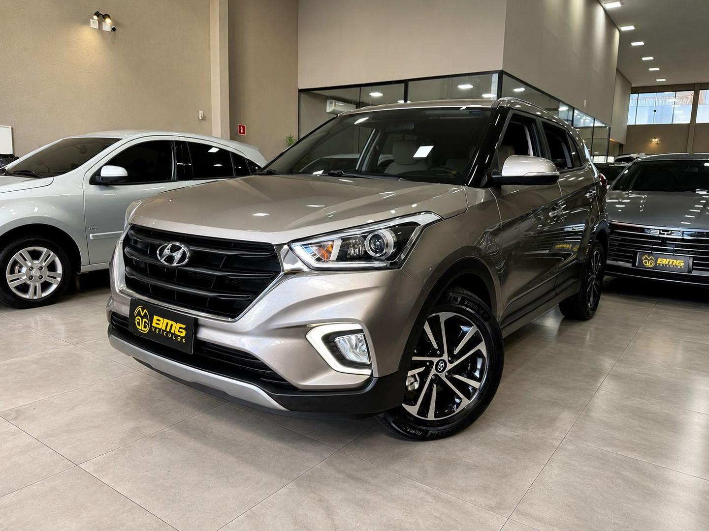 HYUNDAI CRETA PRESTIGE 2.0 - foto 2