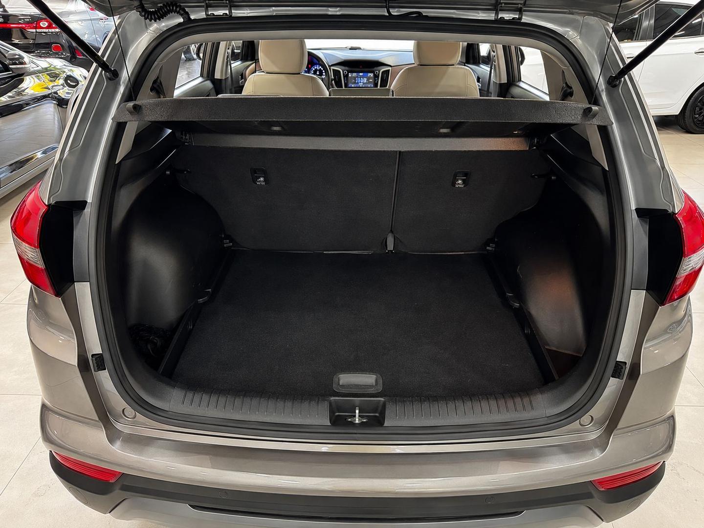 HYUNDAI CRETA PRESTIGE 2.0 - foto 16