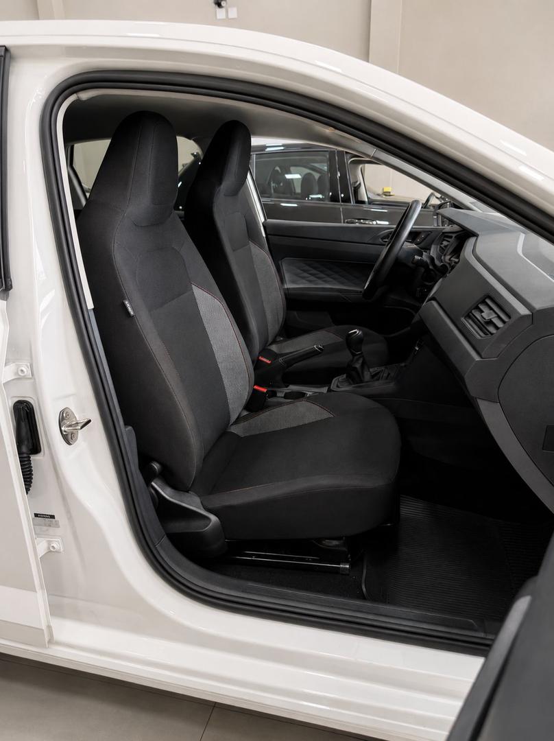 VOLKSWAGEN POLO TRACK 1.0 - foto 9