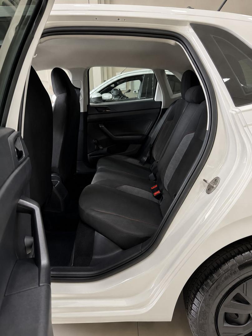 VOLKSWAGEN POLO TRACK 1.0 - foto 8