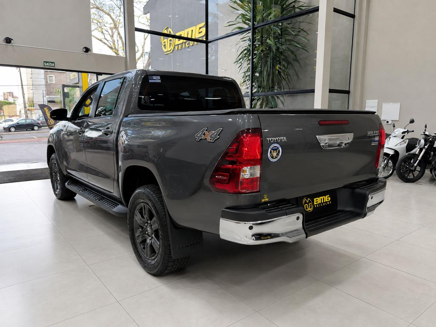 TOYOTA HILUX SR 2.8 TURBO DIESEL 4X4 - foto 3