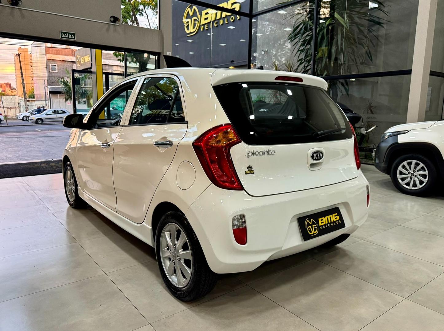 KIA PICANTO EX 1.0 - foto 3