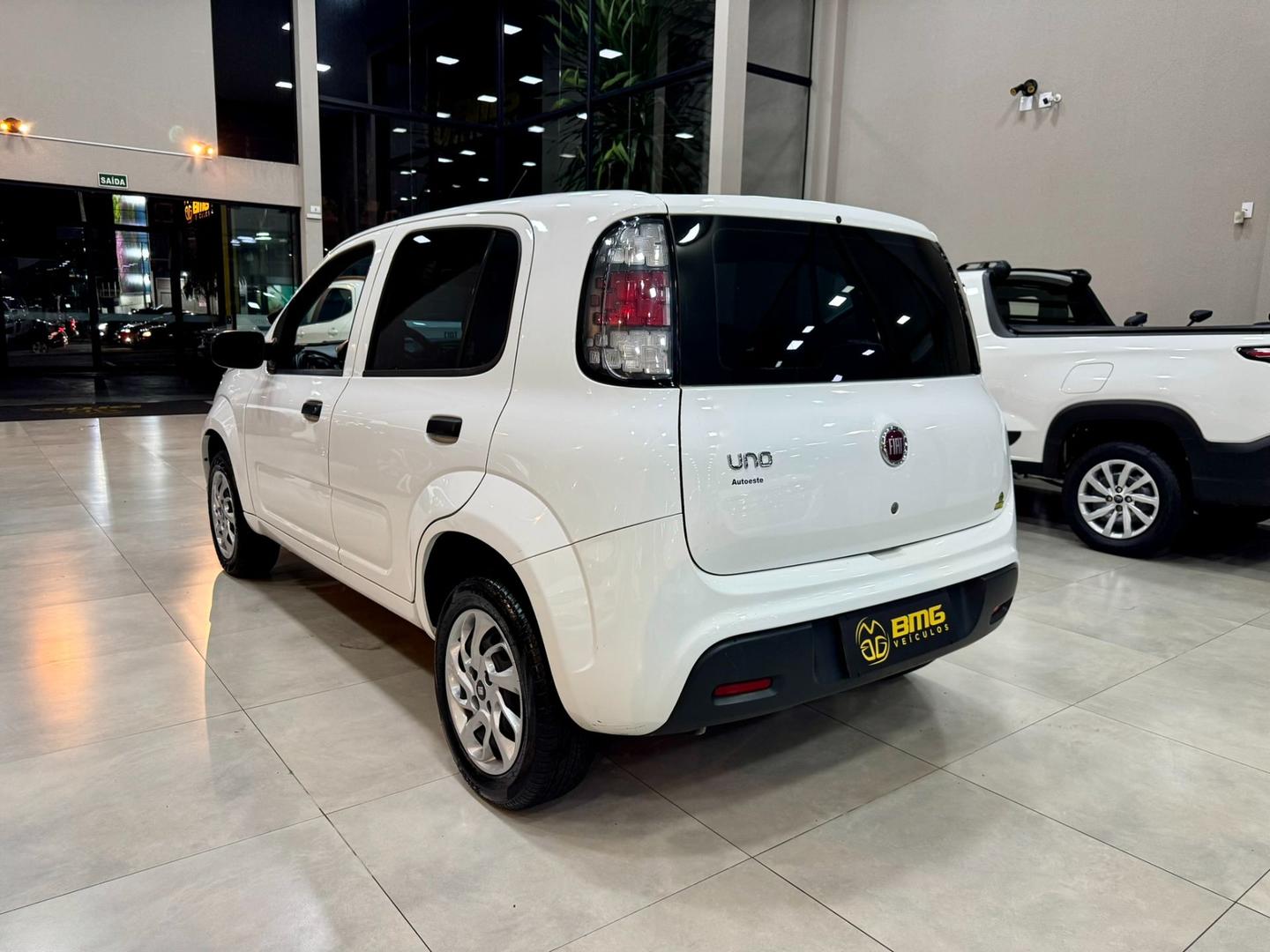 FIAT UNO ATTRACTIVE 1.0 - foto 3