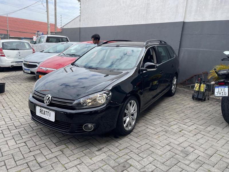 VOLKSWAGEN JETTA VARIANT 2.5(TIPTR.) 4P