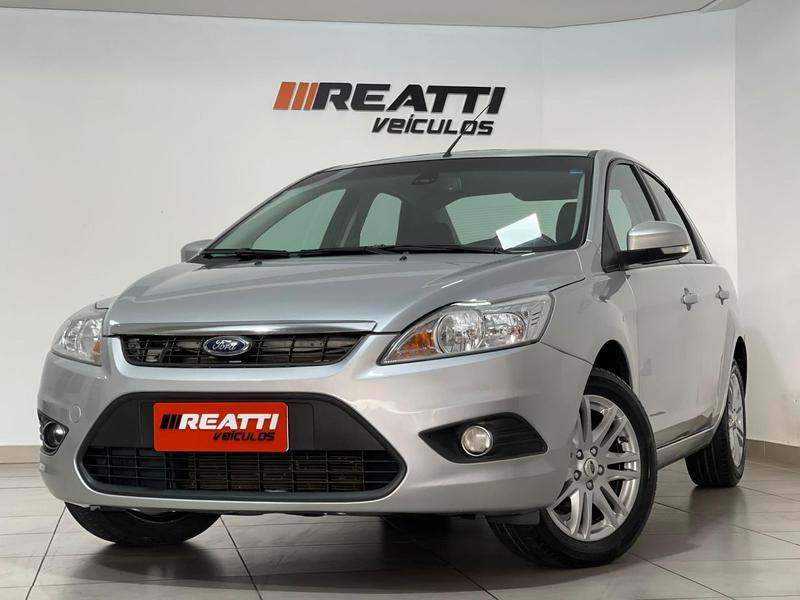 FORD FOCUS SEDAN 2.0 16V 4P