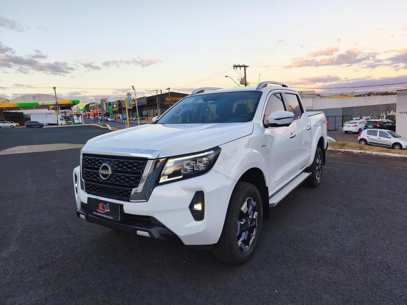 NISSAN FRONTIER PLATI. CD 2.3 Bi-TB DIES.AUT.