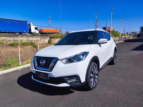 NISSAN KICKS SV CVT