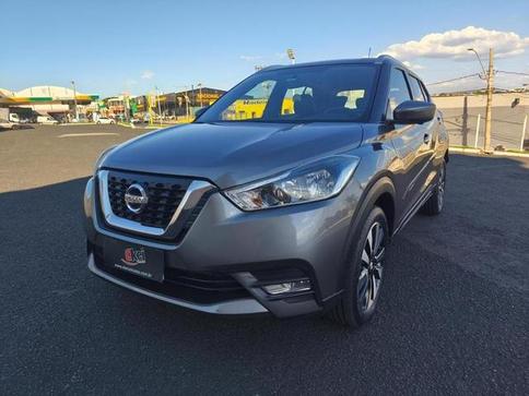 NISSAN KICKS SL CVT