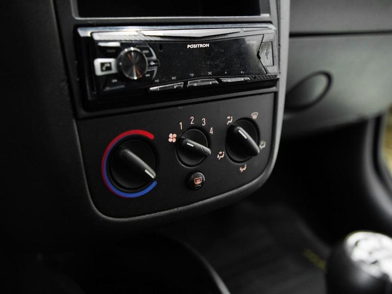 Chevrolet Corsa Hatch Joy - foto 2