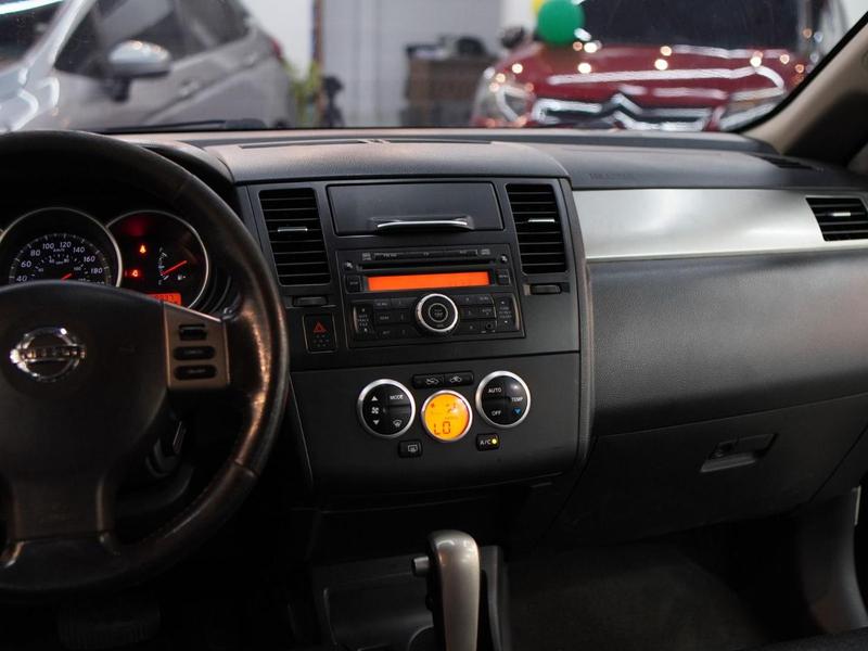 Nissan Tiida 18sl Flex - foto 4