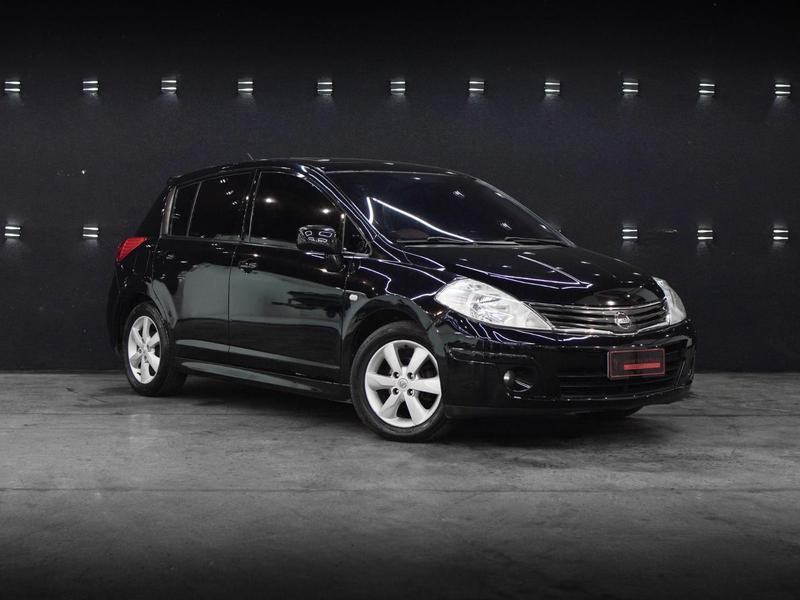 Nissan Tiida 2013 à venda