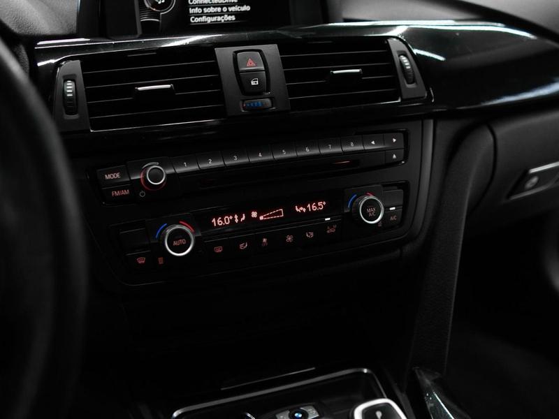 BMW 320i Active Flex - foto 16