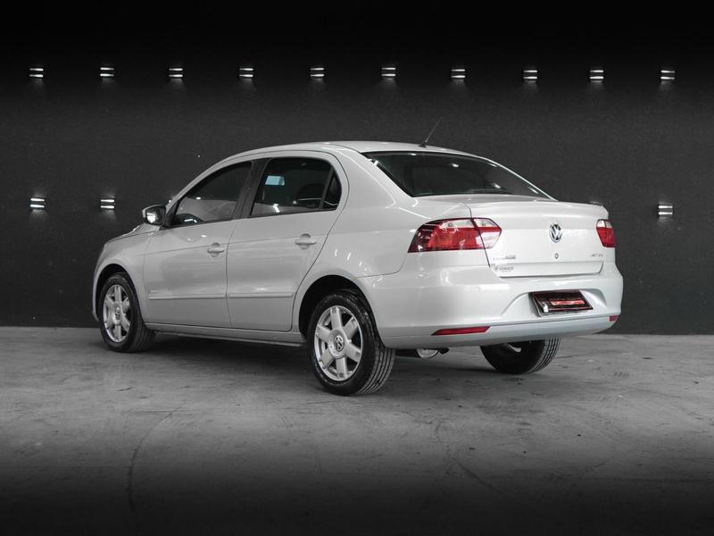 Volkswagen Voyage 1.6 City - foto 3