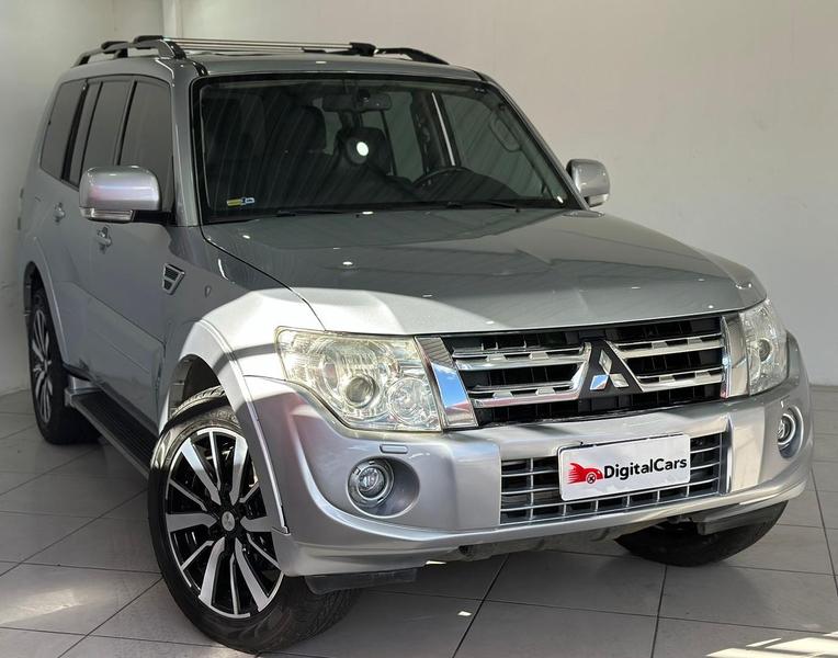 MITSUBISHI PAJERO FULL 4X4 2.8 TB 4P