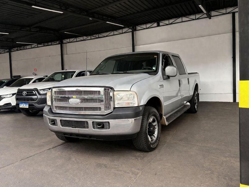 FORD F-250 XLT 3.9 4X4 CD TB DIESEL