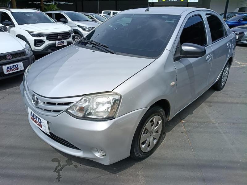 Toyota Etios Sd X - foto 2