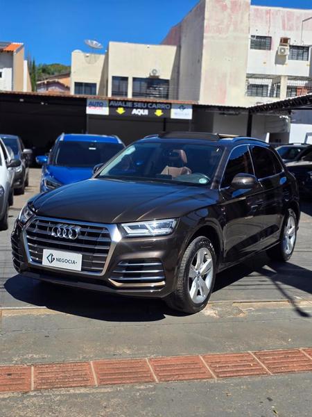 Audi Q5 2.0 TFSI - foto 2