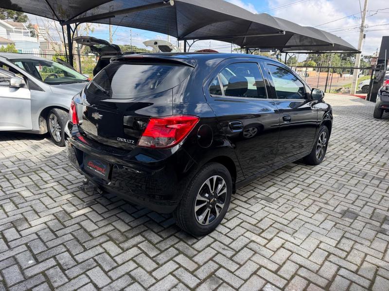 Chevrolet Onix 14mt LTZ Flex - foto 5