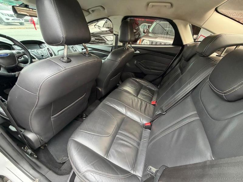 Ford Focus Se At 2.0 S - foto 11