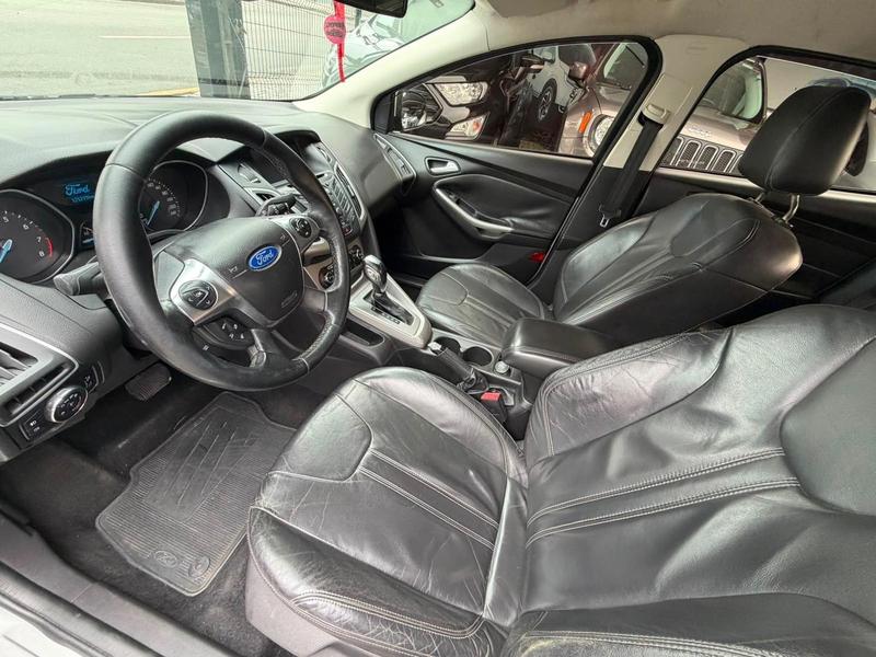 Ford Focus Se At 2.0 S - foto 8