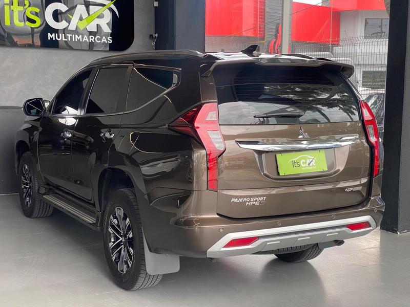 Mitsubishi Pajero Sport Hpe S 2.4 4X4 Diesel Automático - foto 8
