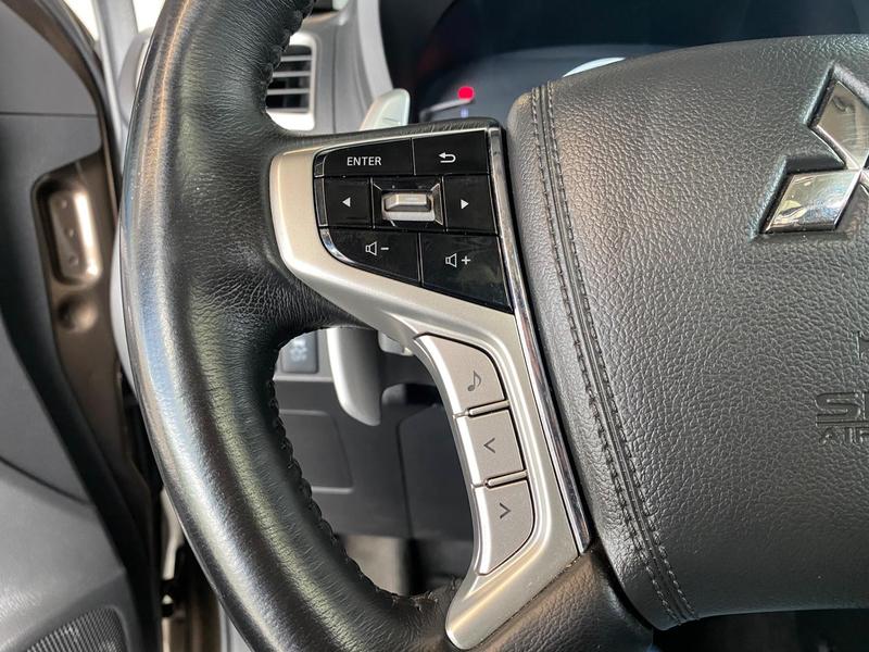 Mitsubishi Pajero Sport Hpe S 2.4 4X4 Diesel Automático - foto 17