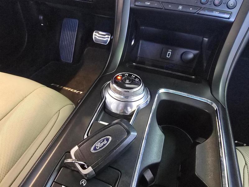 Ford Fusion Titgtdiawd - foto 15