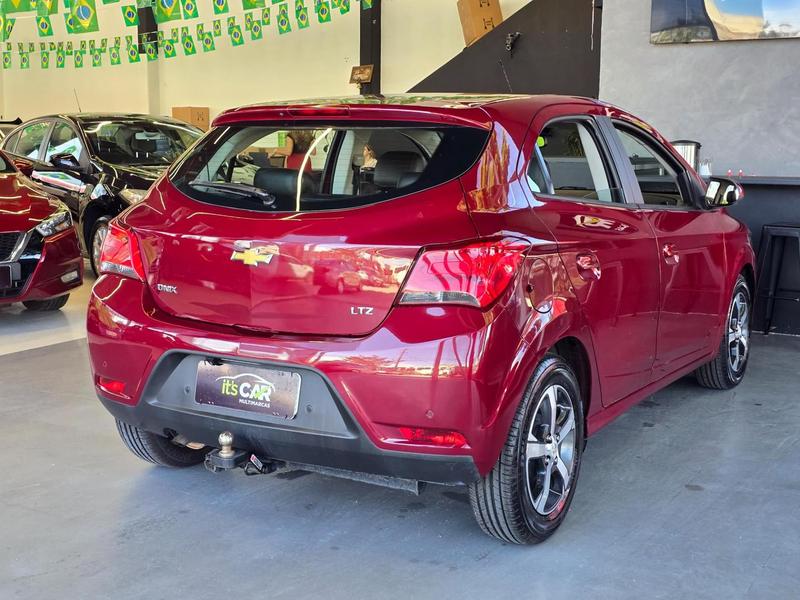 Chevrolet Onix Hatch LT 1.4 8V Flexpower 5P Aut. - foto 5