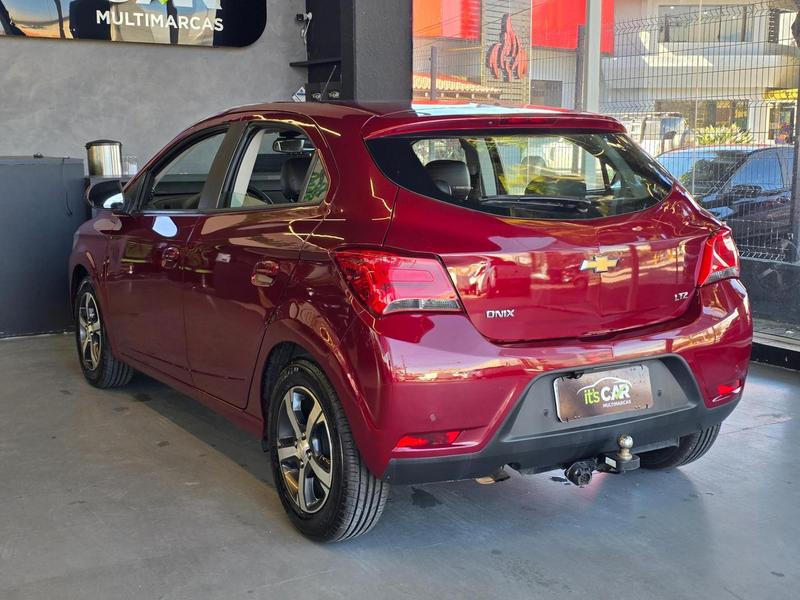 Chevrolet Onix Hatch LT 1.4 8V Flexpower 5P Aut. - foto 7