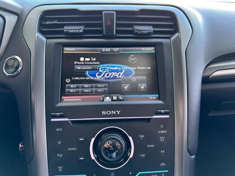 Ford Fusion Hybrid - foto 11