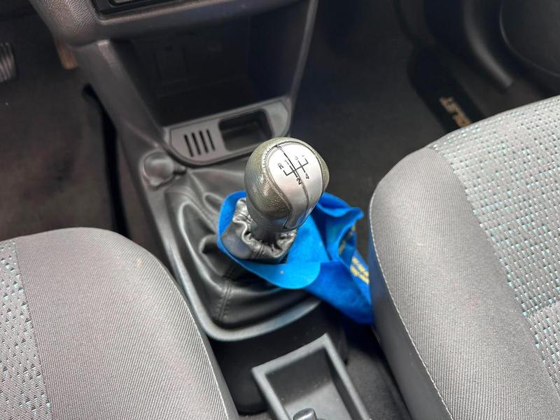 Chevrolet Celta 10l LT - foto 15