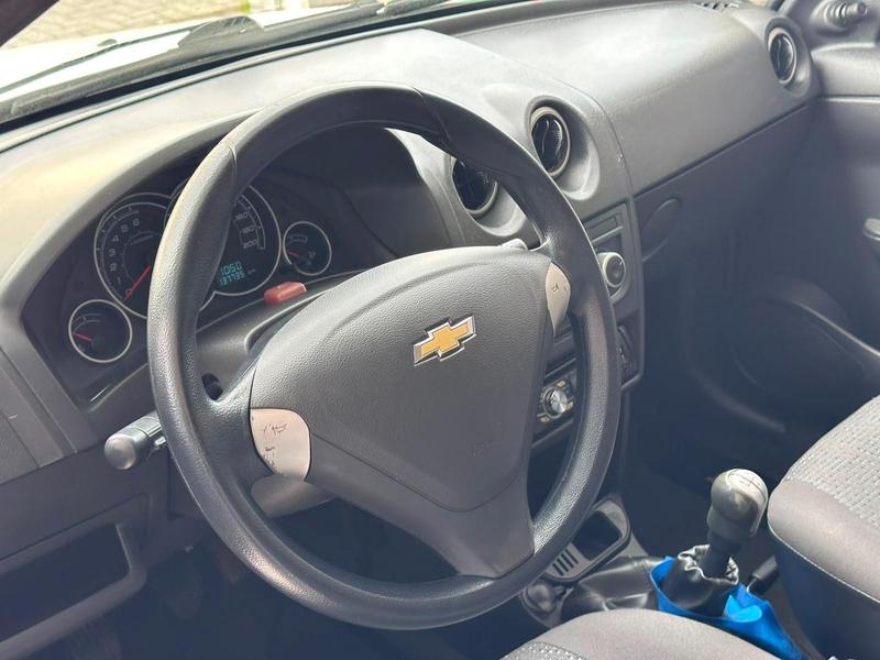 Chevrolet Celta 10l LT - foto 9