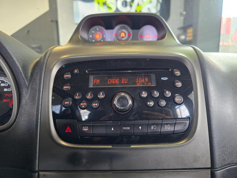 Fiat Idea Adventure 1.8 - foto 15