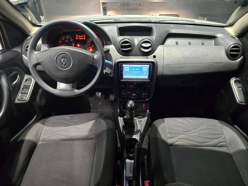 Renault Duster 2.0 D 4X2 - foto 8