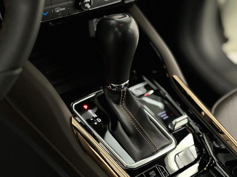 Jeep Commander Ovr - foto 13
