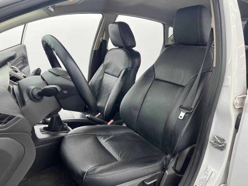 Ford Fiesta Se Ha 4P - foto 4