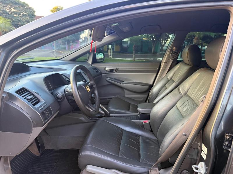 Honda Civic Sedan Lxs 1.8 1.8 Flex 16V Aut. 4P - foto 19
