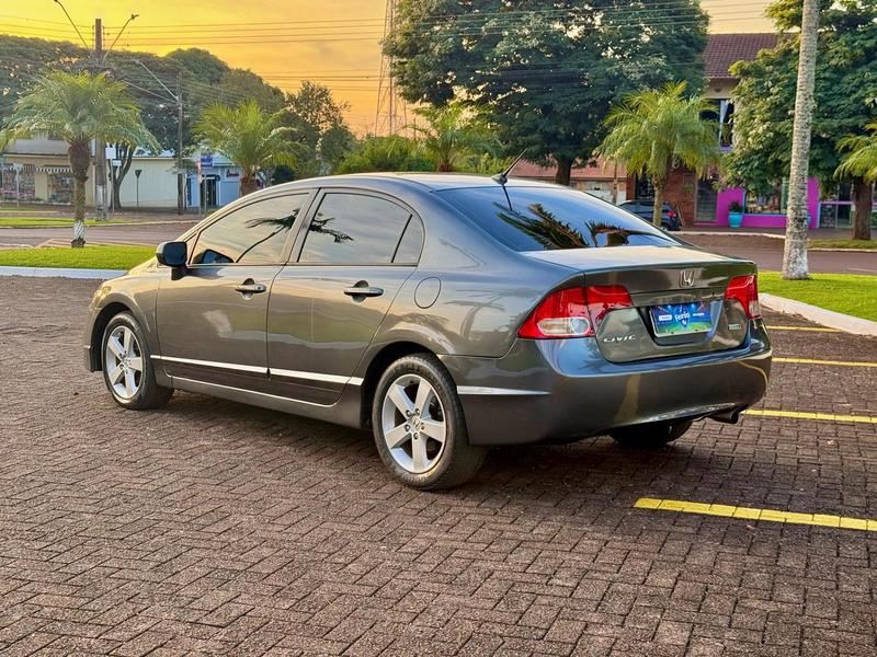 Honda Civic Sedan Lxs 1.8 1.8 Flex 16V Aut. 4P - foto 9