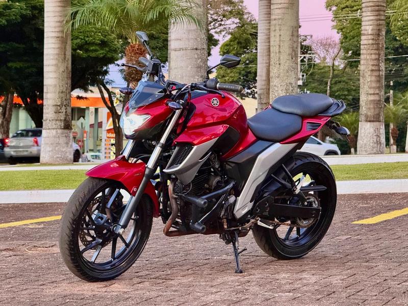 YAMAHA FZ25 FAZER