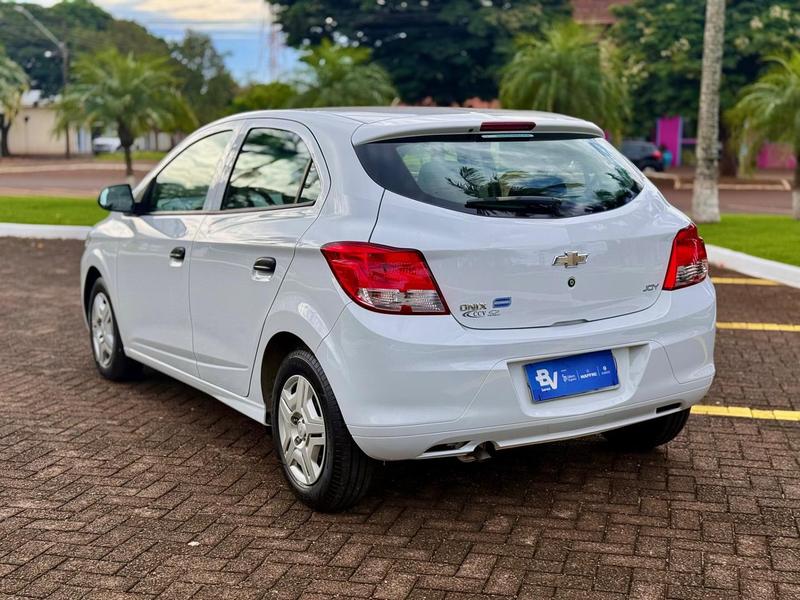 Chevrolet Onix 10mt Joye - foto 15