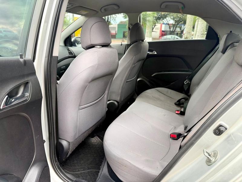 Hyundai HB20 1.6 Premium 16V Flex 4P Manual - foto 16