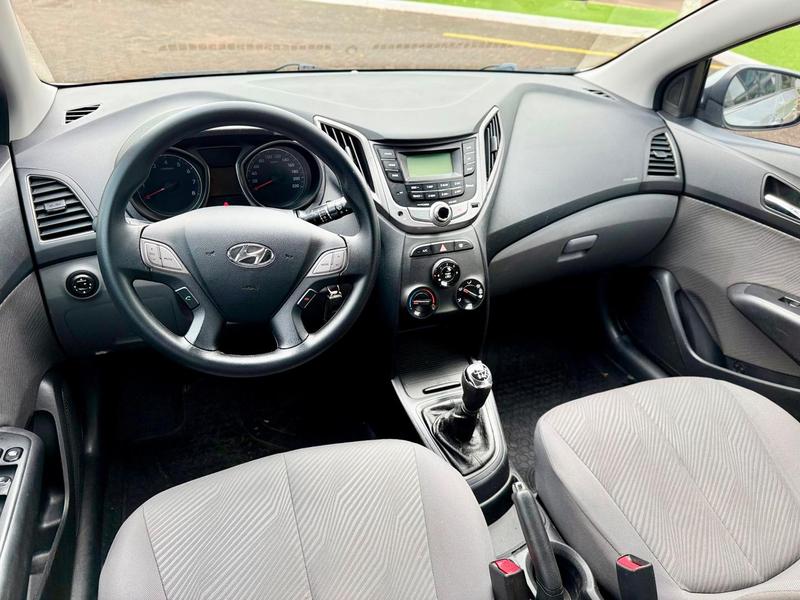 Hyundai HB20 1.6 Premium 16V Flex 4P Manual - foto 17