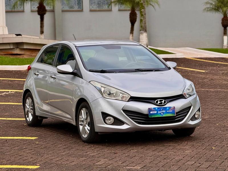 Hyundai HB20 1.6 Premium 16V Flex 4P Manual - foto 4
