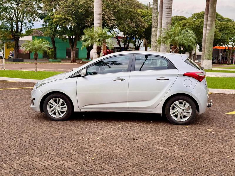 Hyundai HB20 1.6 Premium 16V Flex 4P Manual - foto 7