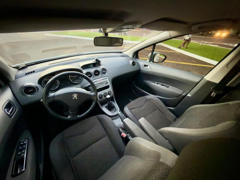 Peugeot 408 Allure - foto 17