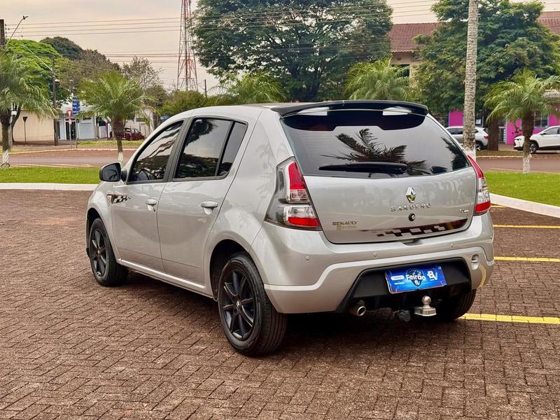Renault Sandero Gtl 16hp - foto 6