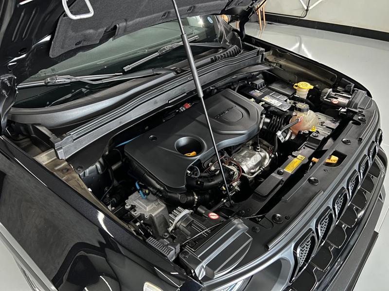 Jeep Renegade Sport T270 1.3 Tb 4X2 Flex Aut. - foto 13
