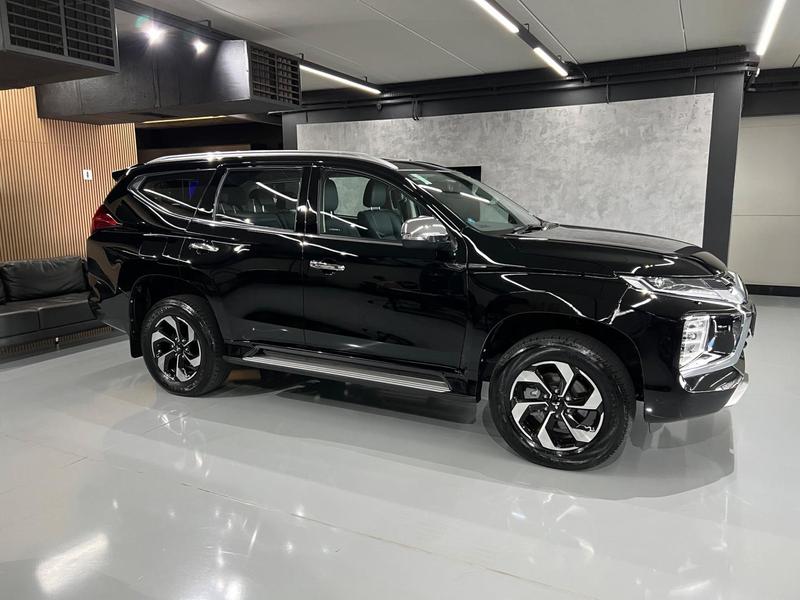 Mitsubishi Pajero Sport Hpe S - foto 3