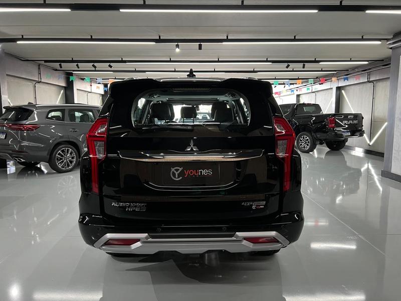 Mitsubishi Pajero Sport Hpe S - foto 5